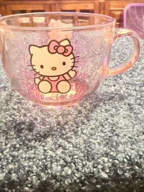 Sanrio Hello Kitty Pink Clear Glass Cup with Bow Graphic